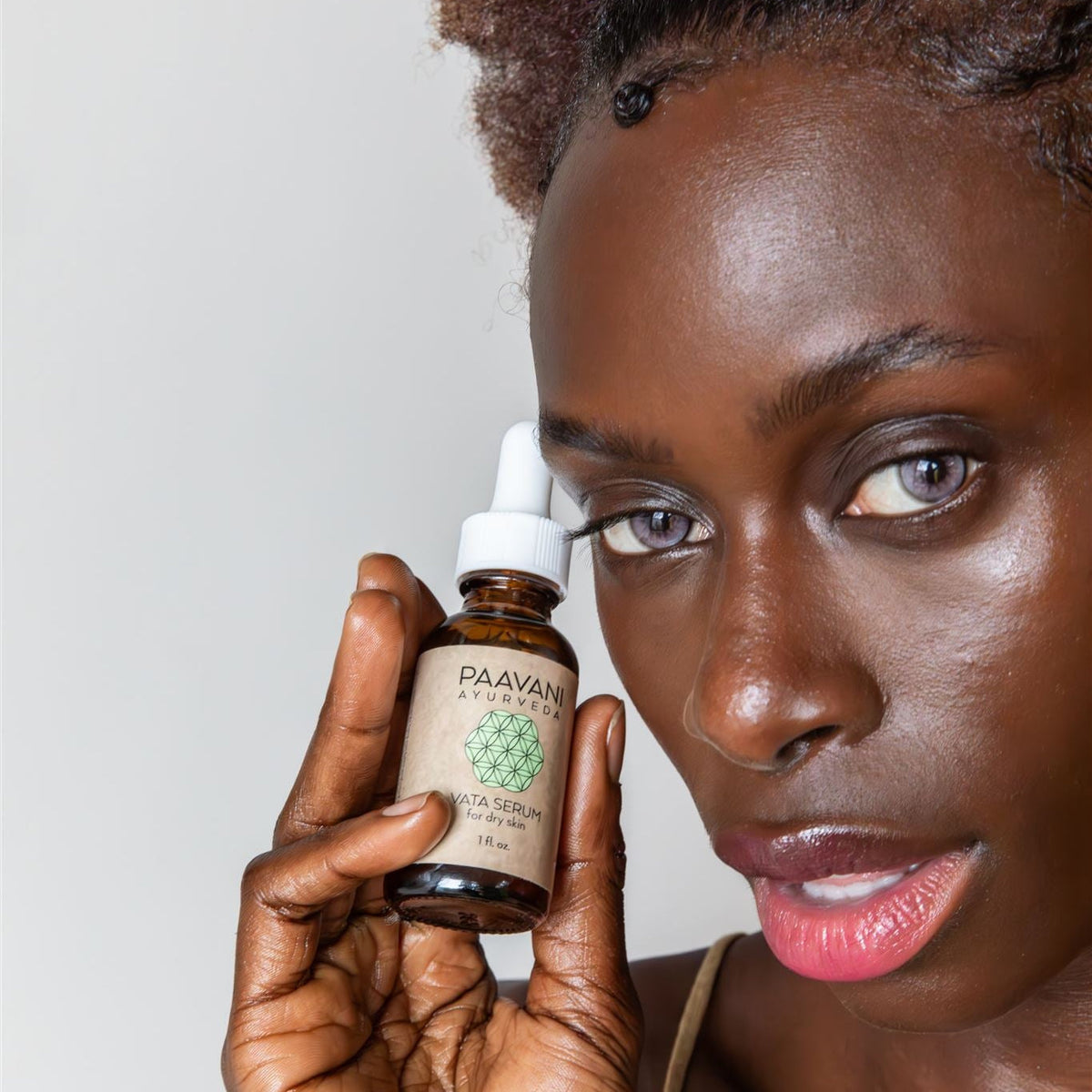 Vata Serum | Ayurvedic Face Oil for Dry, Delicate Skin